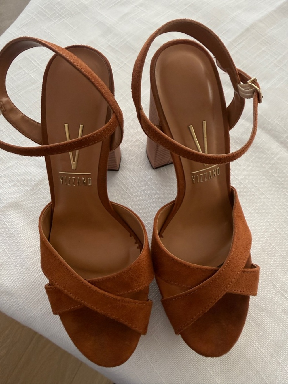 Vizzano Women's Brown Suede Block Heel Sandals